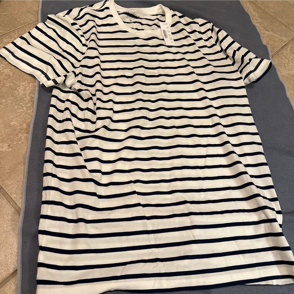 Jcrew mercantile broken in shirt medium